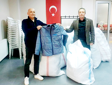 为土耳其地震灾区捐赠御寒棉服